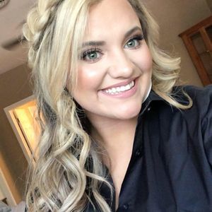 Meet your Posher, Katelyn